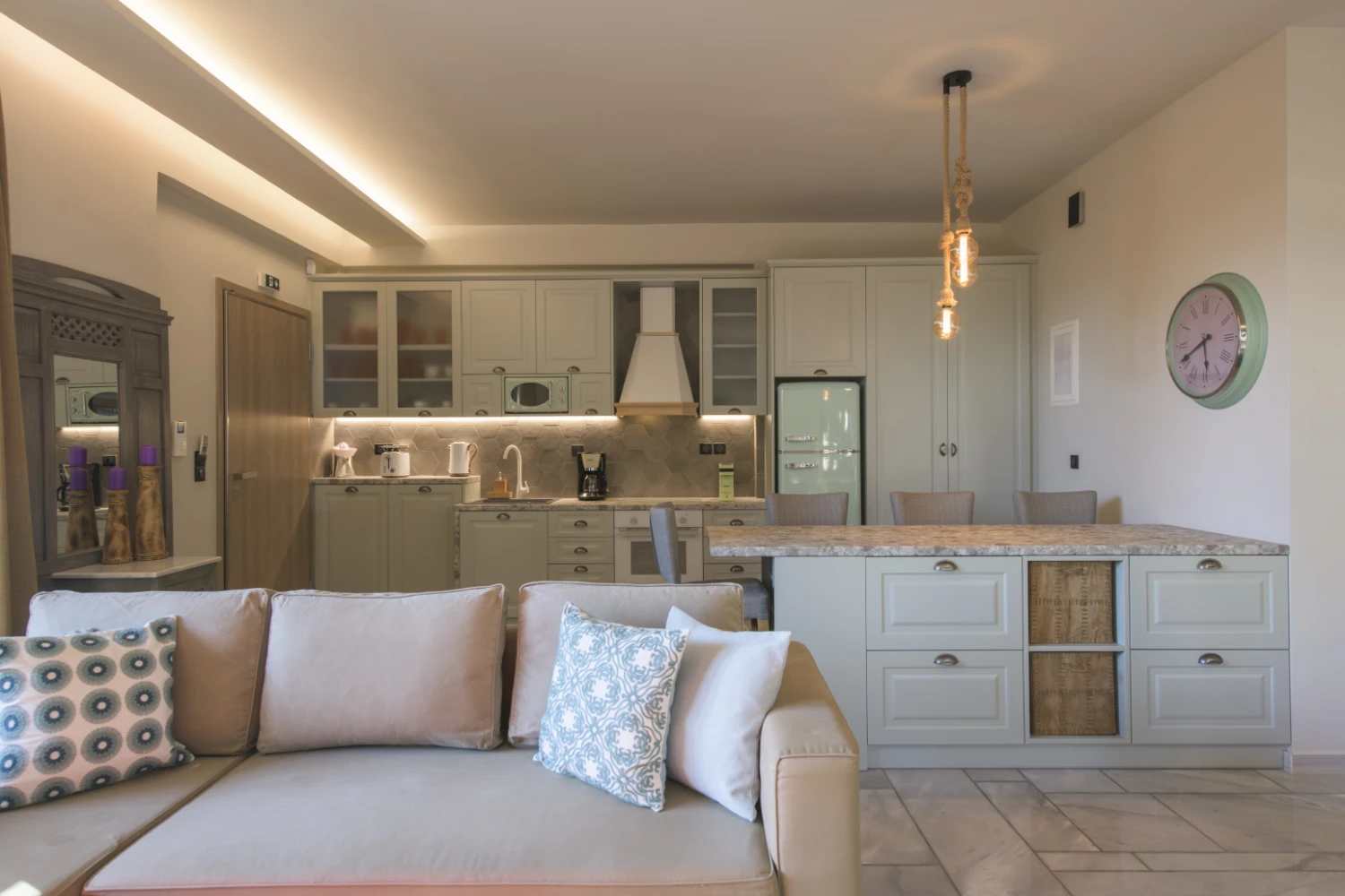 Anthea Suite